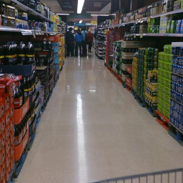 Photo taken at Mercadona by Déborah Z. on 2/22/2014