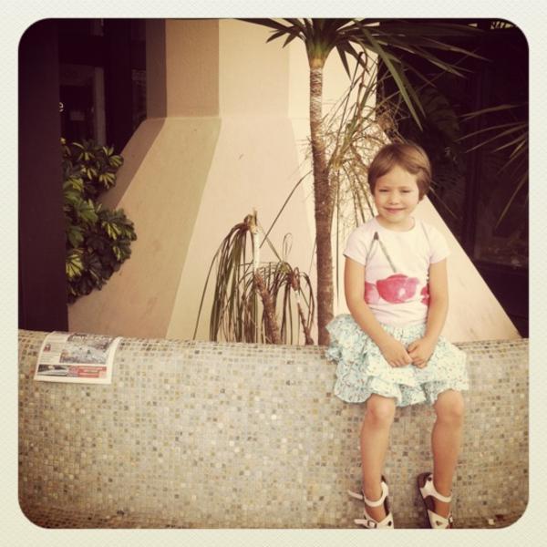 Photo taken at Carrefour by Mathieu R. on 7/4/2012-法国诺尔省尼斯迪格尼路 Photo taken at Carrefour by Mathieu R. on 7/4/2012