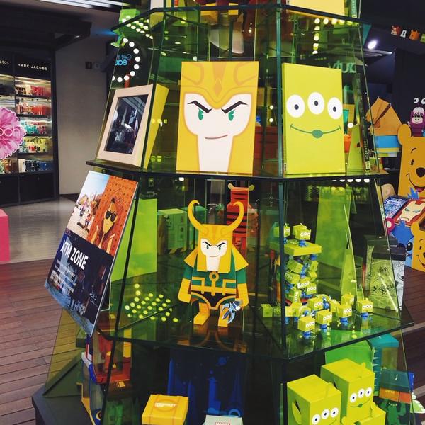 Photo taken at 올리브영 (OLIVE YOUNG) Lifestyle Experience Center by n͞͞u͞͞1t͞͞ on 11/13/2013-首尔特别市中区明洞53号总店OliveYoung美妆店 Photo taken at 올리브영 (OLIVE YOUNG) Lifestyle Experience Center by n͞͞u͞͞1t͞͞ on 11/13/2013