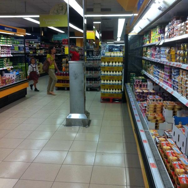 Photo taken at Mercadona by David on 5/28/2014