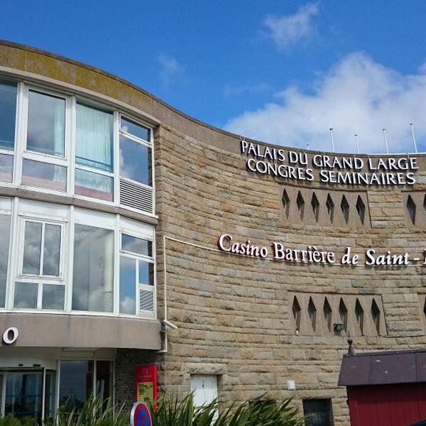 Photo taken at Casino Barrière de Saint-Malo by Pierre F. on 8/13/2014