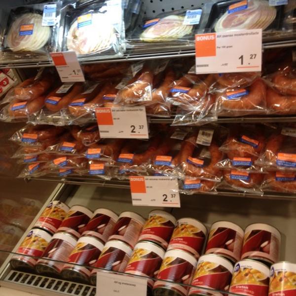 Photo taken at Albert Heijn by Johan P. on 2/2/2012