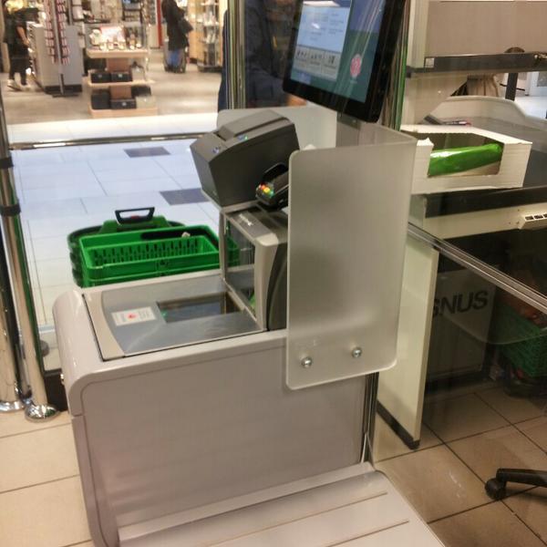 Photo taken at Kiwi by Christian K. on 4/25/2013