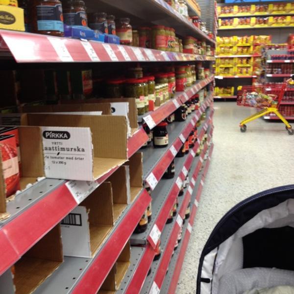 Photo taken at K-citymarket by Regina G. on 12/10/2012-新地区万塔司克思路3 Photo taken at K-citymarket by Regina G. on 12/10/2012