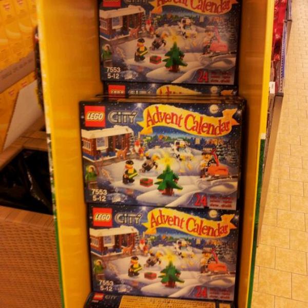 Photo taken at Rema 1000 by Espen S. on 10/29/2011