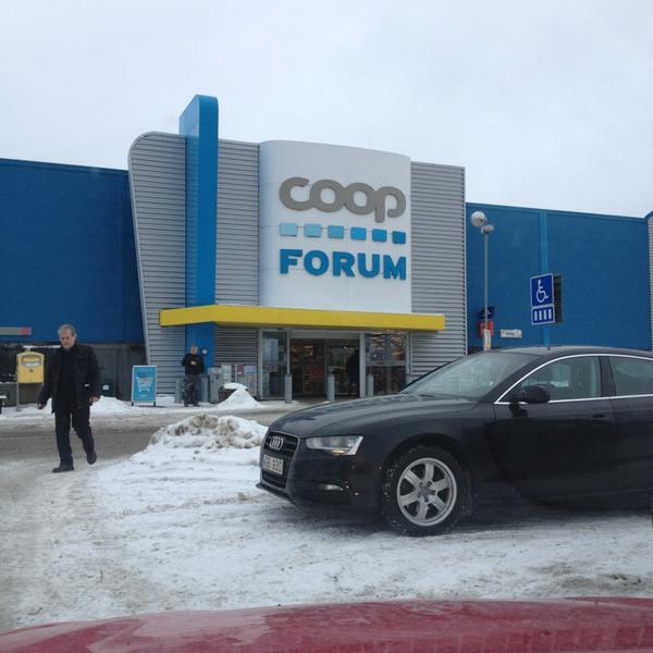 Photo taken at Coop Forum by Natasha A. on 1/28/2013