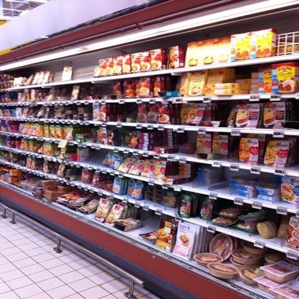 Photo taken at Carrefour by Titou on 8/28/2011-法国诺尔省尼斯迪格尼路 Photo taken at Carrefour by Titou on 8/28/2011