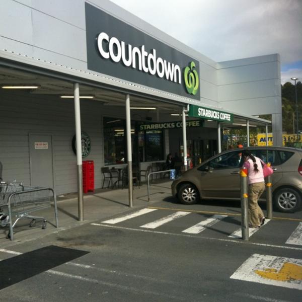 Photo taken at Countdown by Hamish C. on 10/19/2011