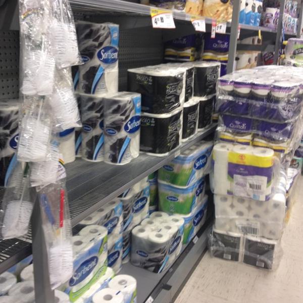 Photo taken at Countdown by Tam V. on 2/25/2012