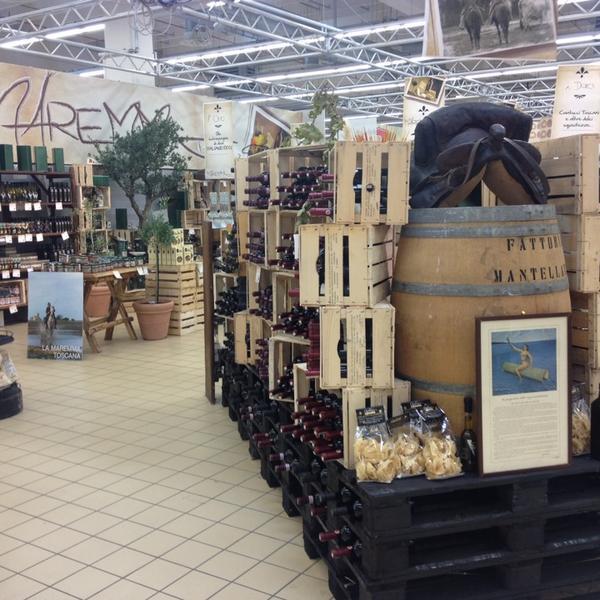 Photo taken at Centro Commerciale Iper by Юлия on 10/18/2013