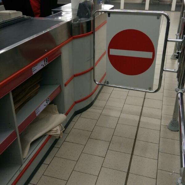 Photo taken at Kaufland by Ma M. on 4/7/2014-德国北莱茵威斯特法伦州贝尔吉施格拉德巴赫理查德桑德尔大道 Photo taken at Kaufland by Ma M. on 4/7/2014