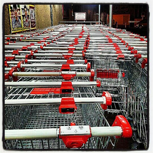 Photo taken at Kaufland by Passi B. on 10/30/2012-德国柏林王宫大街85 Photo taken at Kaufland by Passi B. on 10/30/2012