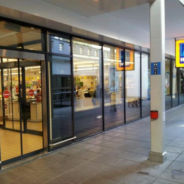 Photo taken at Hofer by Michael W. on 9/30/2011-奥地利萨尔斯堡和平街道 4 Photo taken at Hofer by Michael W. on 9/30/2011