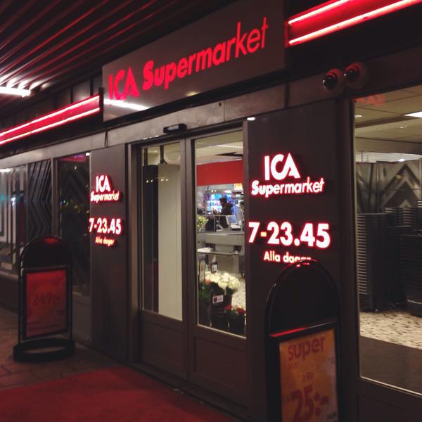 Photo taken at ICA Supermarket Medborgarplatsen by Danil D. on 4/14/2015