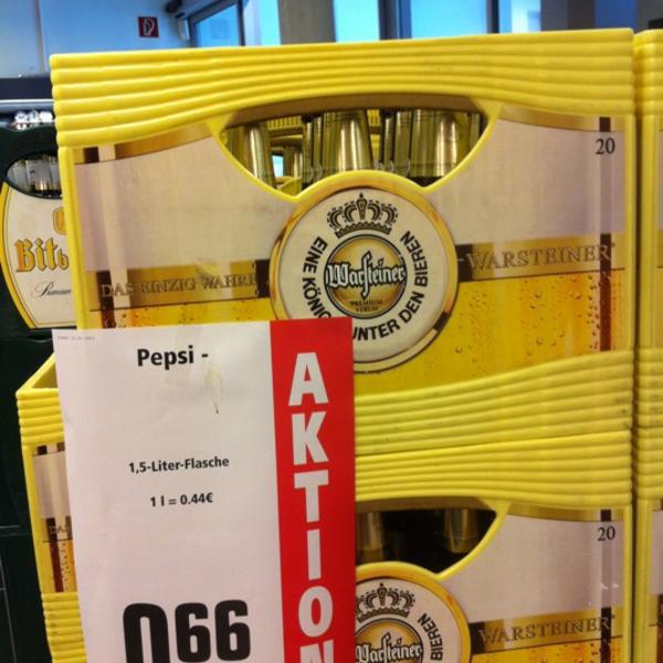 Photo taken at REWE by Mason on 7/14/2012-德国柏林爱登纳大街34 Photo taken at REWE by Mason on 7/14/2012