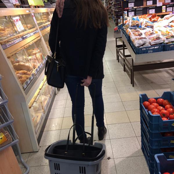 Photo taken at Smatch by Febe d. on 3/23/2015