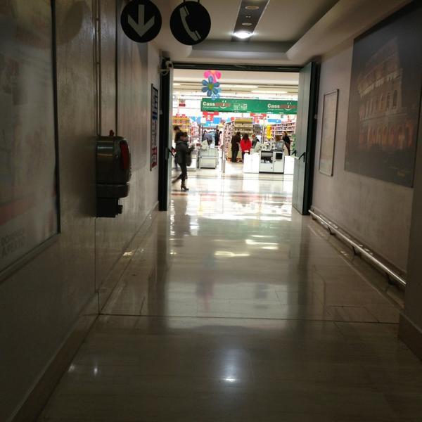 Photo taken at Auchan Casal Bertone by Mirko M. on 4/5/2013-意大利拉齐奥罗马阿尔贝托波利奥大街50 Photo taken at Auchan Casal Bertone by Mirko M. on 4/5/2013