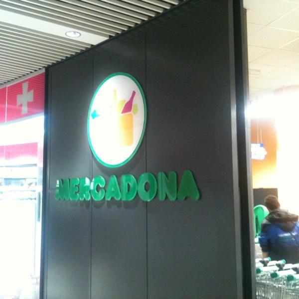 Photo taken at Mercadona by Jesus P. on 4/8/2011