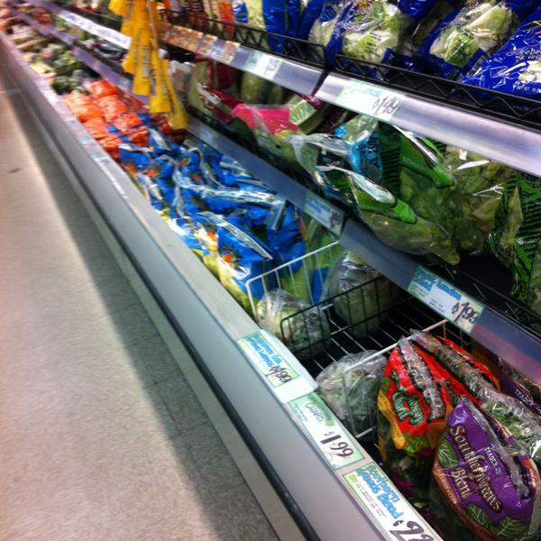 Photo taken at Trader Joe's by Richie Y. on 2/2/2013-美国加利福尼亚州沙加缅度马可尼大道2625 Photo taken at Trader Joe's by Richie Y. on 2/2/2013