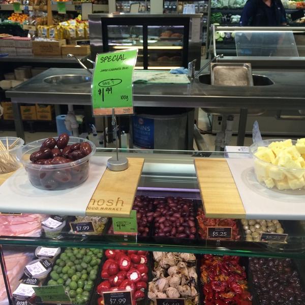 上架新西兰值得买的特色商品Nosh Food Market超市陶朗加店图片库