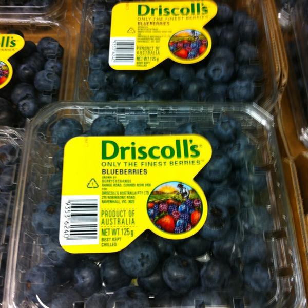 Photo taken at Woolworths by tsvnq on 1/5/2013