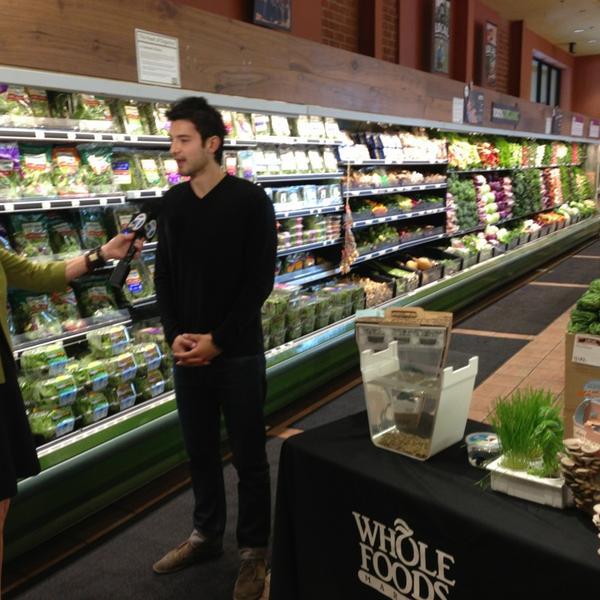 Photo taken at Whole Foods Market by Nikhil A. on 7/25/2013-美国加利福尼亚州格伦代尔格伦代尔大道北331 Photo taken at Whole Foods Market by Nikhil A. on 7/25/2013