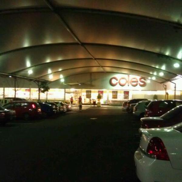 Photo taken at Coles by Che Saiful A. on 1/18/2012