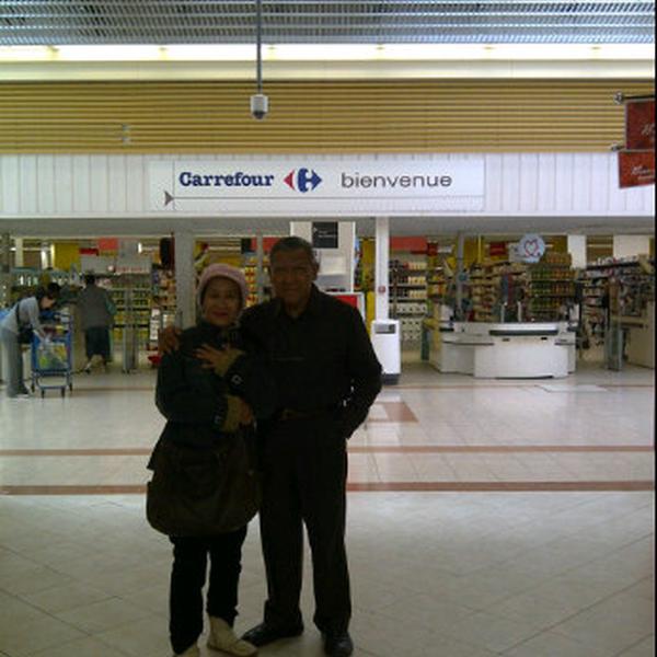 Photo taken at Carrefour by Temmy K. on 6/1/2012