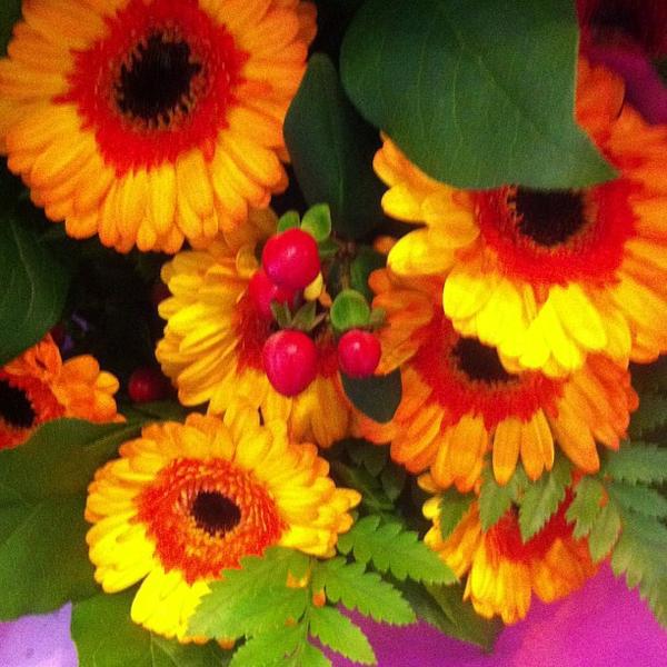 Photo taken at Loblaws by Paul L. on 4/18/2013-加拿大多伦多圣克莱大道12圣克莱尔中心 Photo taken at Loblaws by Paul L. on 4/18/2013