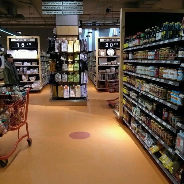 Photo taken at Loblaws by Astrid F. on 2/24/2013-加拿大多伦多卡尔顿街60 Photo taken at Loblaws by Astrid F. on 2/24/2013