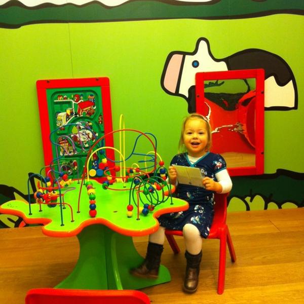 Photo taken at Albert Heijn XL by Femke K. on 3/2/2012-荷兰格尔德兰阿纳姆克罗嫩堡大道86号 Photo taken at Albert Heijn XL by Femke K. on 3/2/2012