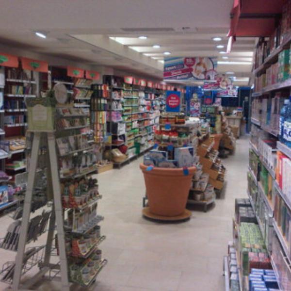 Photo taken at De Tuinen by Maartje T. on 1/4/2012