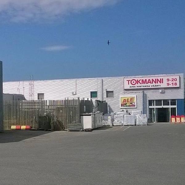 Photo taken at Tokmanni by Kimmo A. on 7/15/2014