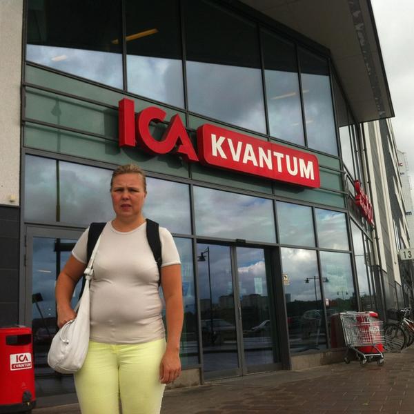 Photo taken at ICA Kvantum by Didzis Ā. on 8/31/2013