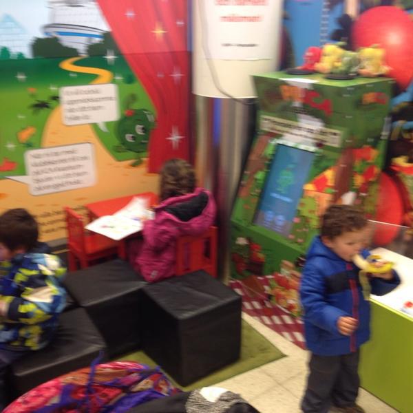 Photo taken at ICA Kvantum by Mervi V. on 4/14/2014