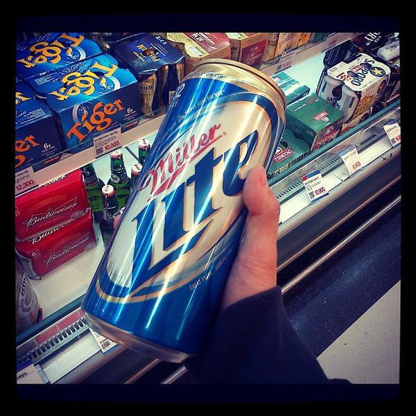 Photo taken at 이마트 (e-mart) by Sungco J. on 9/17/2012-首尔特别市恩平区217易买得超市 Photo taken at 이마트 (e-mart) by Sungco J. on 9/17/2012