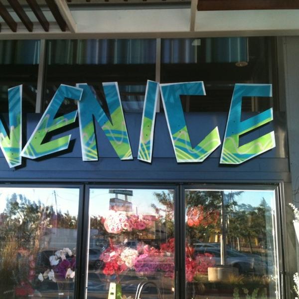 Photo taken at Whole Foods Market by Lesly G. on 1/5/2012-加利福尼亚州威尼斯林肯大道225号 Photo taken at Whole Foods Market by Lesly G. on 1/5/2012