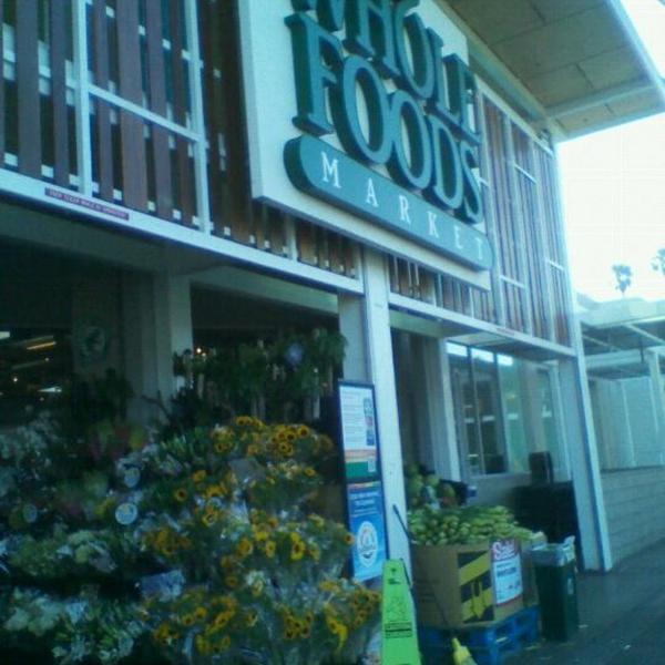 Photo taken at Whole Foods Market by Mazzy J. on 5/30/2012-加利福尼亚州威尼斯林肯大道225号 Photo taken at Whole Foods Market by Mazzy J. on 5/30/2012