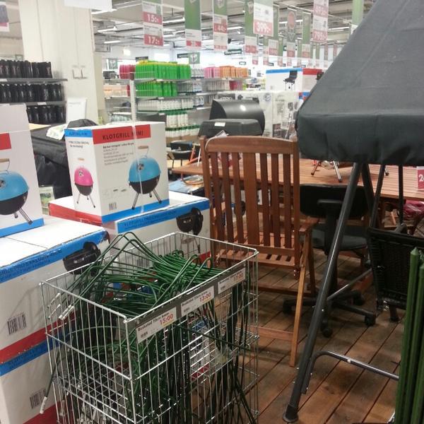 Photo taken at Ö o B Växjö by Ola on 6/18/2013