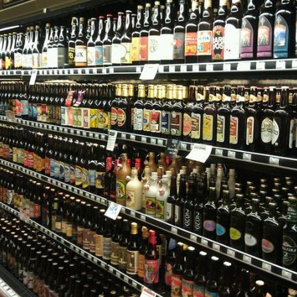 Photo taken at Whole Foods Market by Chris E. on 9/24/2012-亚利桑那州钱德勒西雷路2955 Photo taken at Whole Foods Market by Chris E. on 9/24/2012