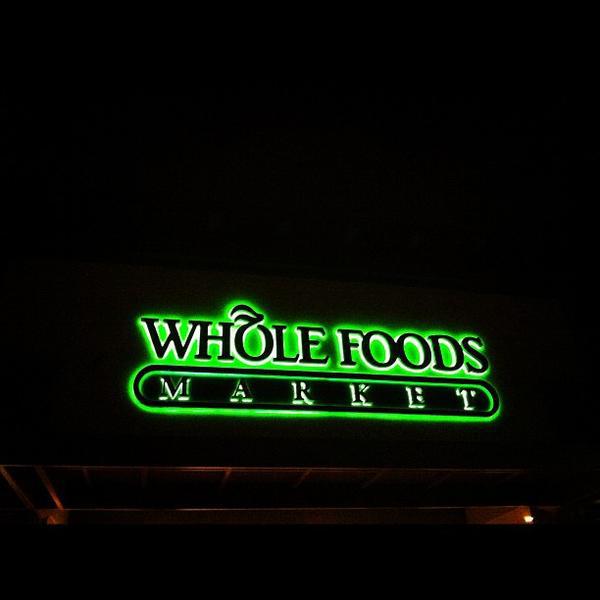 Photo taken at Whole Foods Market by Raymond E. on 8/14/2012-亚利桑那州钱德勒西雷路2955 Photo taken at Whole Foods Market by Raymond E. on 8/14/2012