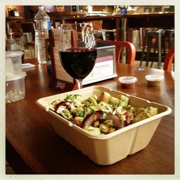 Photo taken at Whole Foods Market by Kristy W. on 10/14/2012-亚利桑那州钱德勒西雷路2955 Photo taken at Whole Foods Market by Kristy W. on 10/14/2012