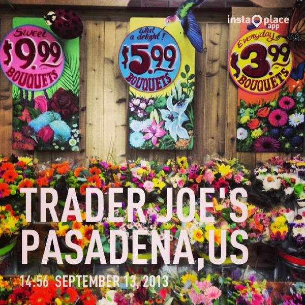 Photo taken at Trader Joe's by Peacedelic S. on 9/13/2013-美国加利福尼亚州帕萨迪纳罗斯米德大道北467 Photo taken at Trader Joe's by Peacedelic S. on 9/13/2013