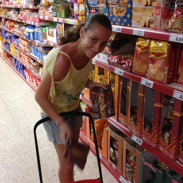 Photo taken at Supermercados Dia% by Víctor O. on 6/25/2012