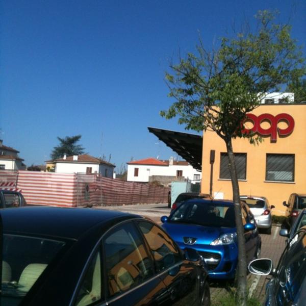 Photo taken at Coop by Scienza on 5/3/2012