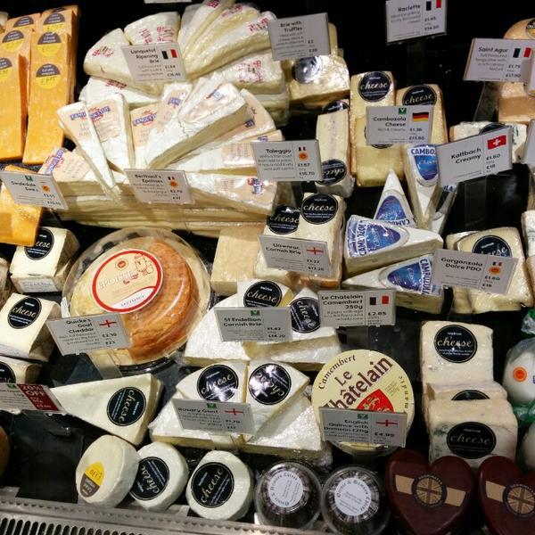 Photo taken at Waitrose by Harold D. on 9/17/2014-英国伦敦贝斯沃特波切斯特路38 Photo taken at Waitrose by Harold D. on 9/17/2014