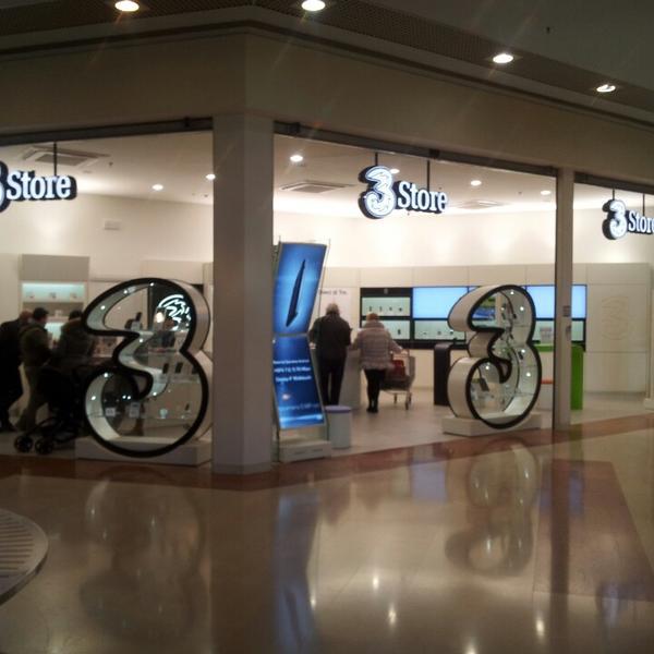 Photo taken at Auchan by Armando B. on 3/14/2013-意大利普利亚梅萨涅阿皮亚7号国道10公里处 Photo taken at Auchan by Armando B. on 3/14/2013