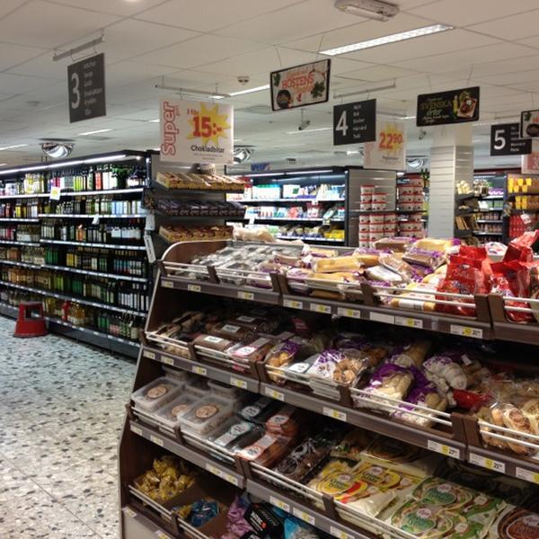 Photo taken at ICA Supermarket Medborgarplatsen by Joakim B. on 11/3/2012