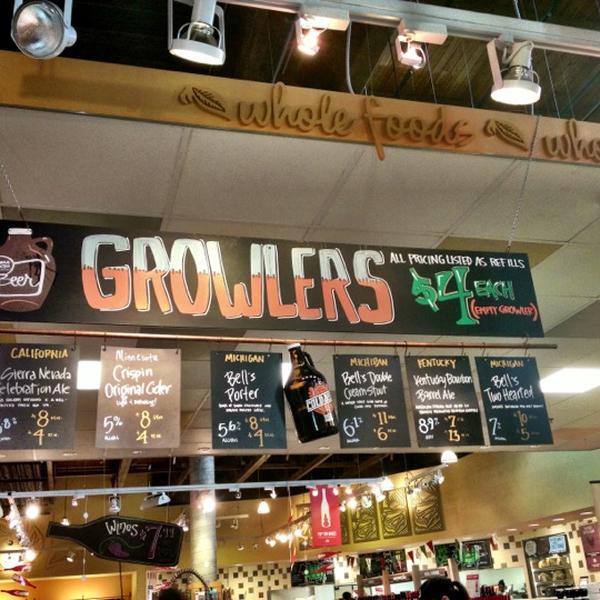 Photo taken at Whole Foods Market by McKenzie on 12/9/2012-佐治亚州亚特兰大650庞塞·德莱昂大道东北650 Photo taken at Whole Foods Market by McKenzie on 12/9/2012