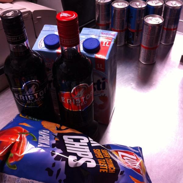 Photo taken at Smatch by Thalia S. on 10/28/2013